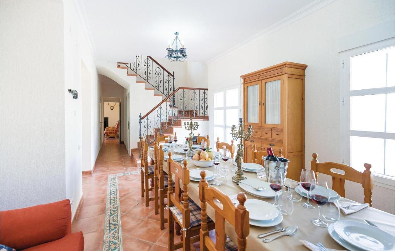 6 Bedroom Beautiful Home In Huelva Luaran gambar