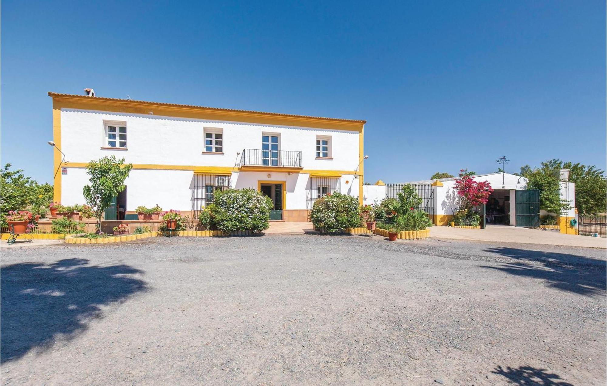 6 Bedroom Beautiful Home In Huelva Luaran gambar