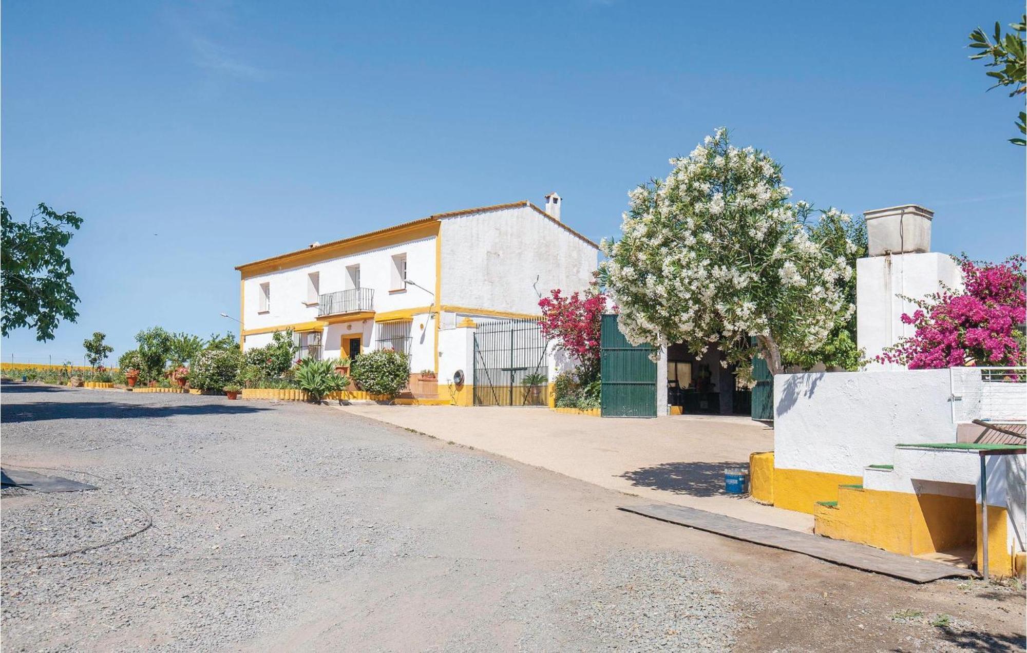 6 Bedroom Beautiful Home In Huelva Luaran gambar